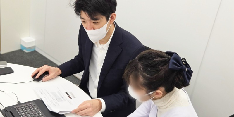 eラーニングではなく、マンツーマンの直接指導で未経験からでもIT職への一歩を