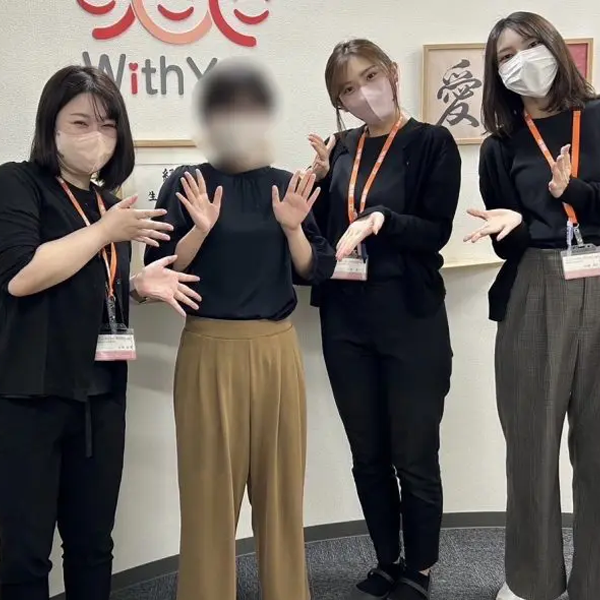 未経験からwebデザイナーで就職されたAさん